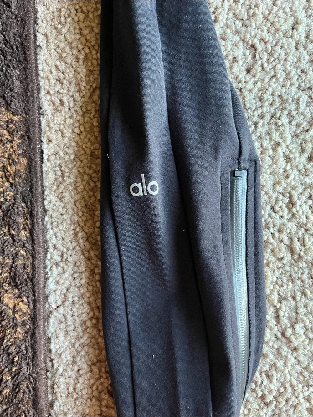 ALO Yoga supportive high